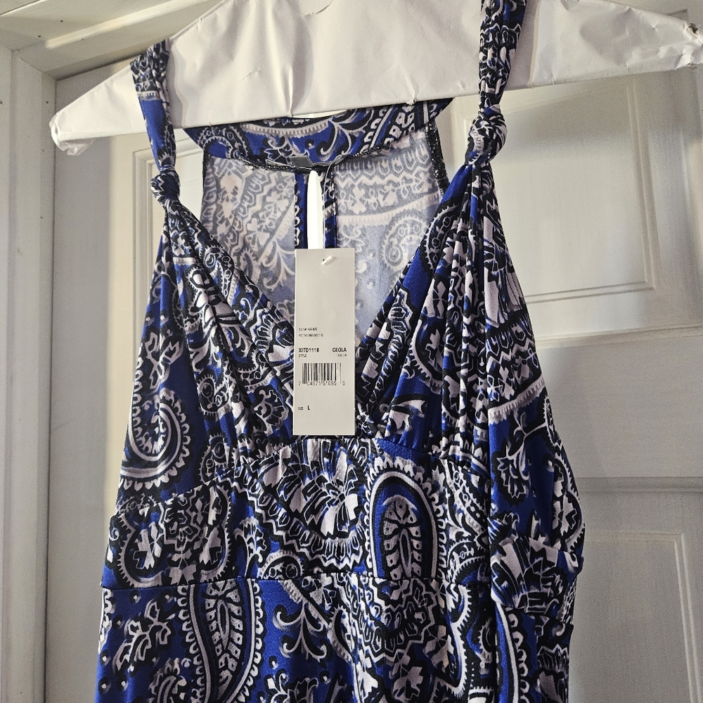 Ladies maxi dress size large